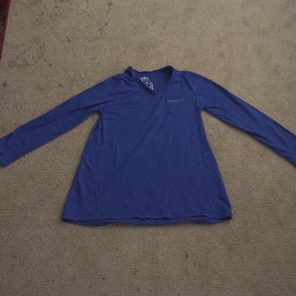 Blue long-sleeve shirt.🧵 - Picture 1 of 2